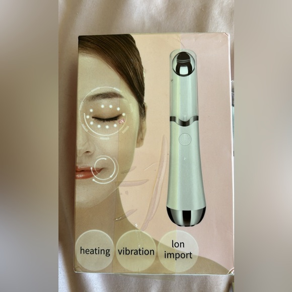 SOLD - Under eye rejuvenation tool - Picture 2 of 3